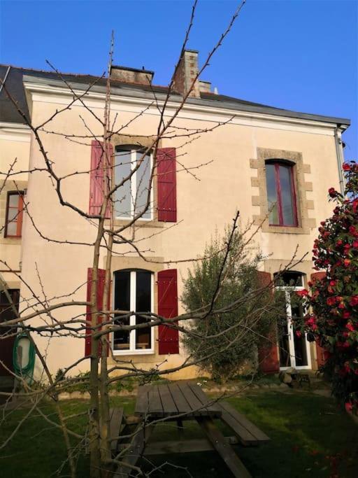 Grande Maison De Ville Entre Terre Et Mer Malestroit Buitenkant foto